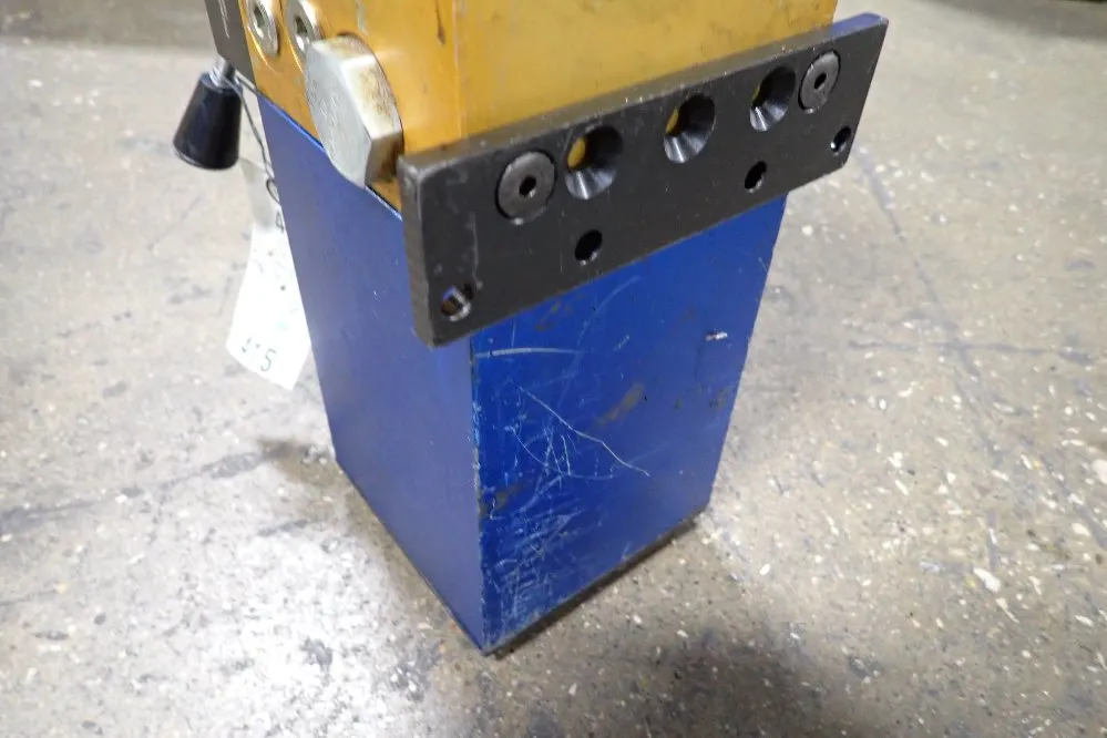 Used Vektek Air Hydraulic Pumps HGR Industrial Surplus