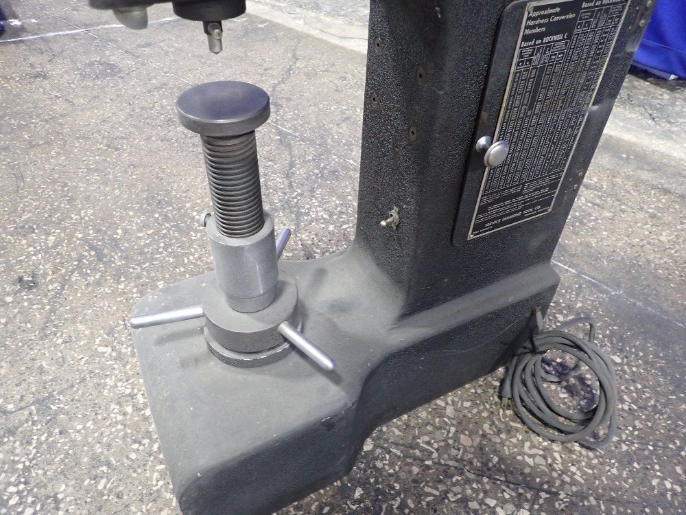 Used Service Diamond Hardness Tester HGR Industrial Surplus