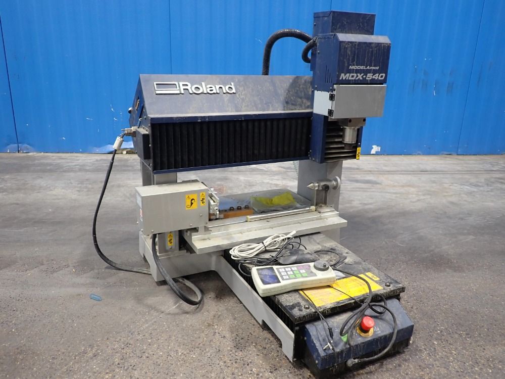 Used Roland Benchtop Milling Machine | HGR Industrial Surplus