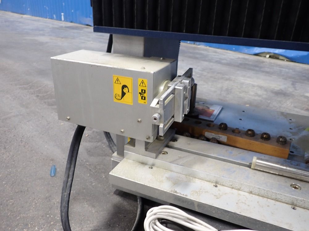 Used Roland Benchtop Milling Machine | HGR Industrial Surplus