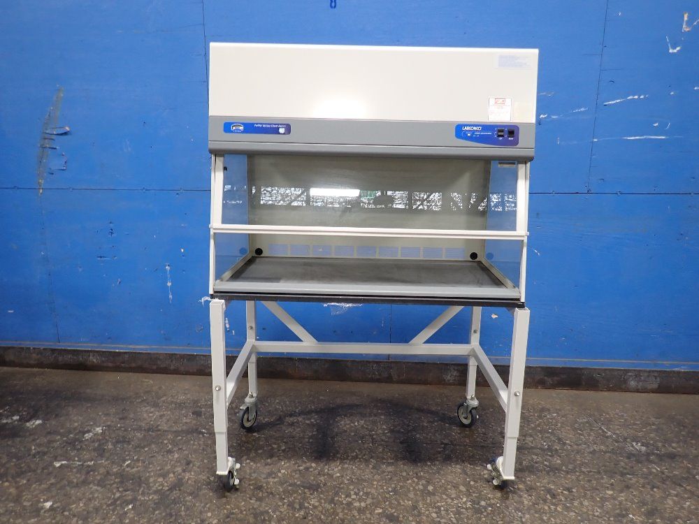 Used Labconco Vertical Clean Bench HGR Industrial Surplus