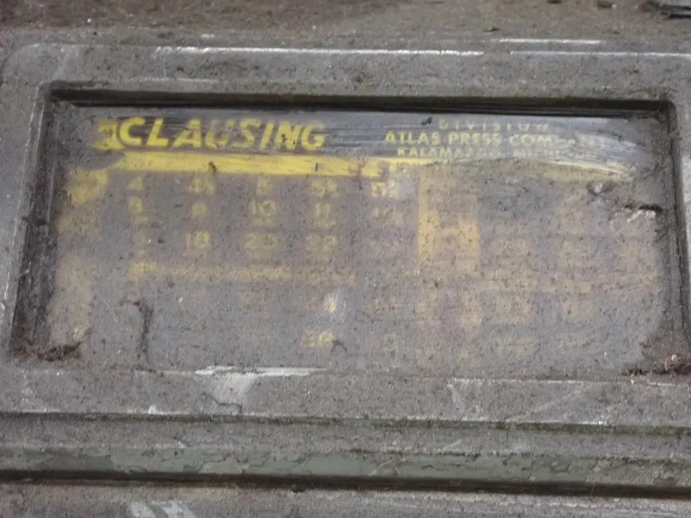 Clausing 12"x30" Lathe