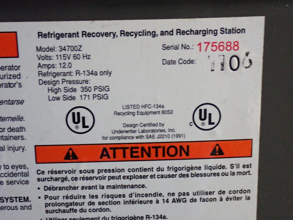 Spx Robinair Refrigerant Recovery Recycling  Recharging Station