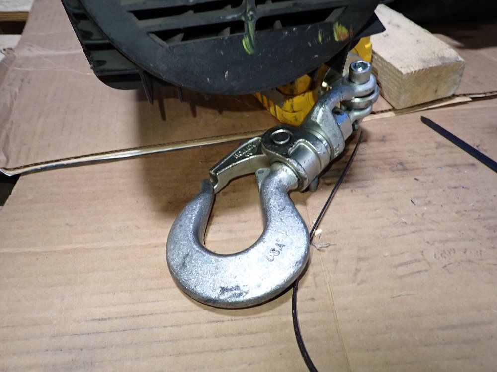 Demag 2750 Lbs Chain Hoist - Dc-pro 25-1250 1/1 H5 V14 4/36