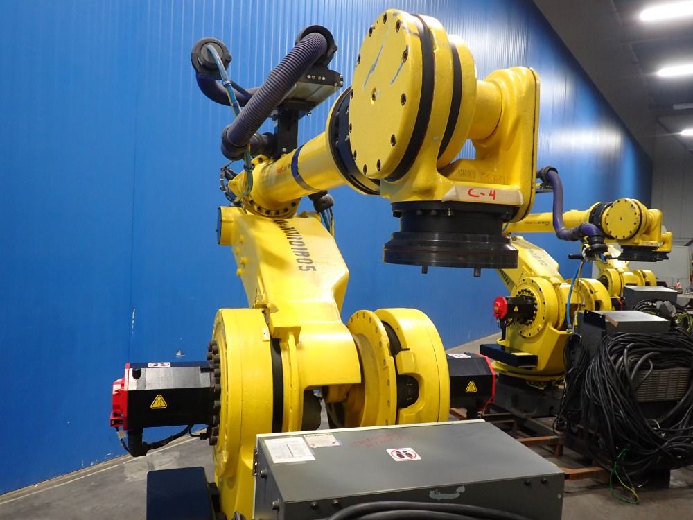 Fanuc 2017 Fanuc M-900ia 260l Robot - M-900ia 260l