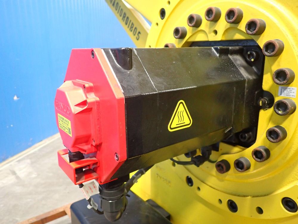 Fanuc 2017 Fanuc M-900ia 260l Robot - M-900ia 260l