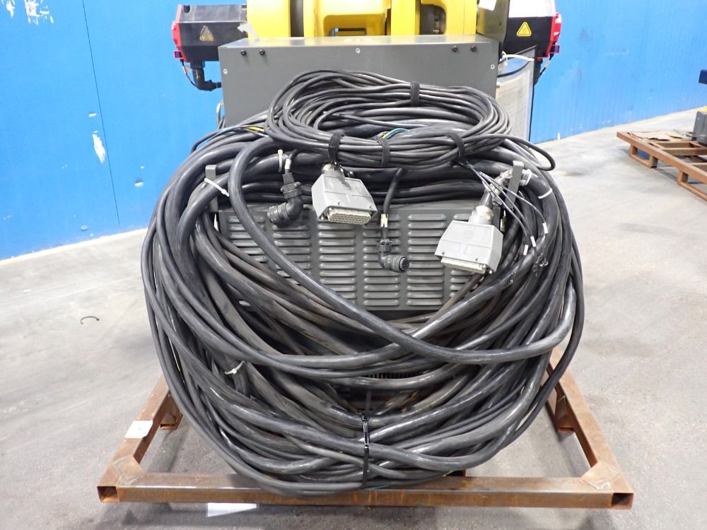 Fanuc 2017 Fanuc M-900ia 260l Robot - M-900ia 260l