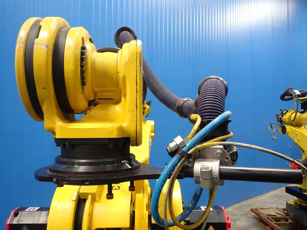 Fanuc 2017 Fanuc M-900ia 260l Robot - M-900ia 260l