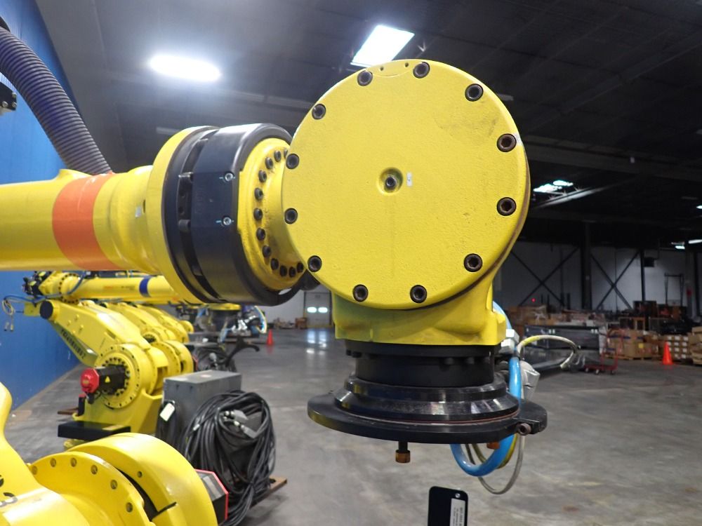 Fanuc 2017 Fanuc M-900ia 260l Robot - M-900ia 260l