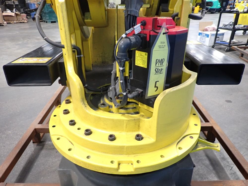 Fanuc 2017 Fanuc M-900ia 260l Robot - M-900ia 260l