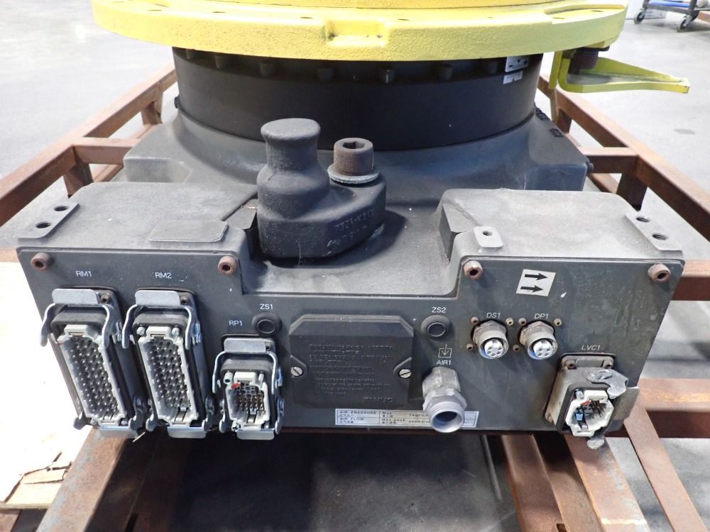 Fanuc 2017 Fanuc M-900ia 260l Robot - M-900ia 260l