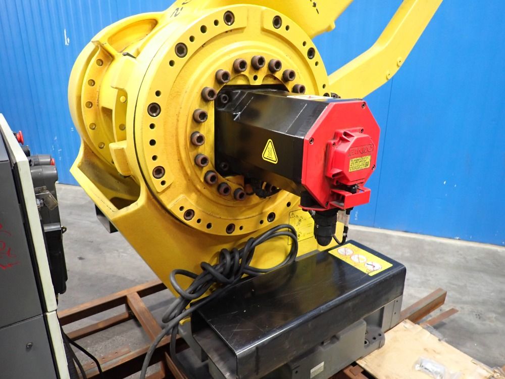 Fanuc 2017 Fanuc M-900ia 260l Robot - M-900ia 260l