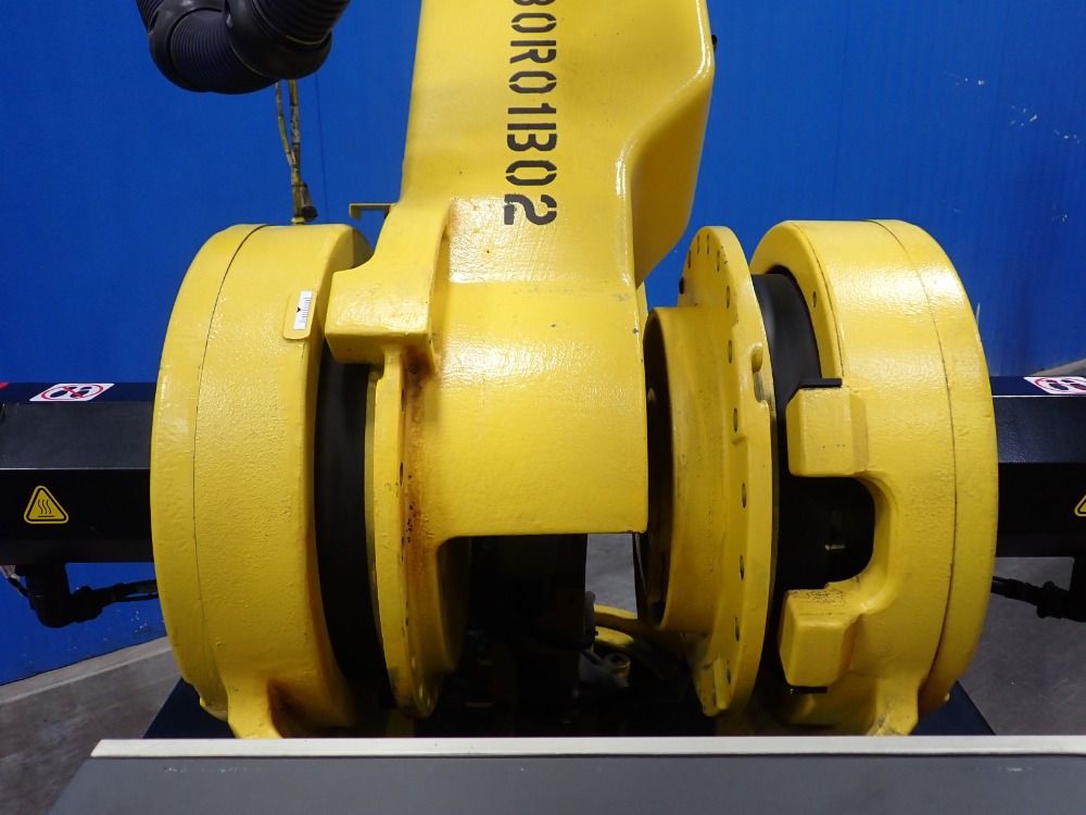Fanuc 2017 Fanuc M-900ia 260l Robot - M-900ia 260l