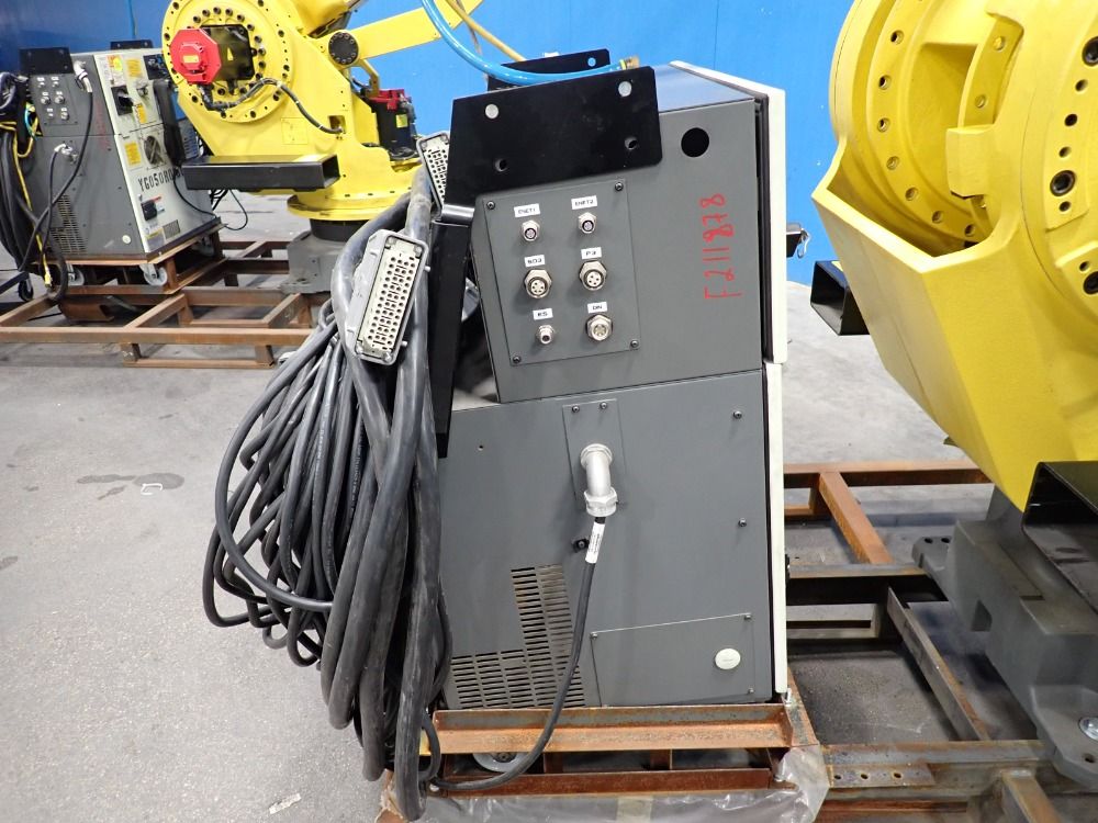 Fanuc 2017 Fanuc M-900ia 260l Robot - M-900ia 260l