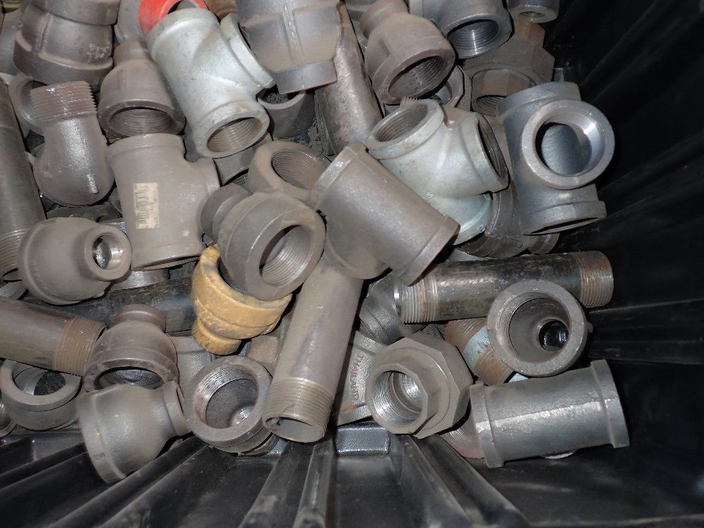  Metal Pipe Fittings