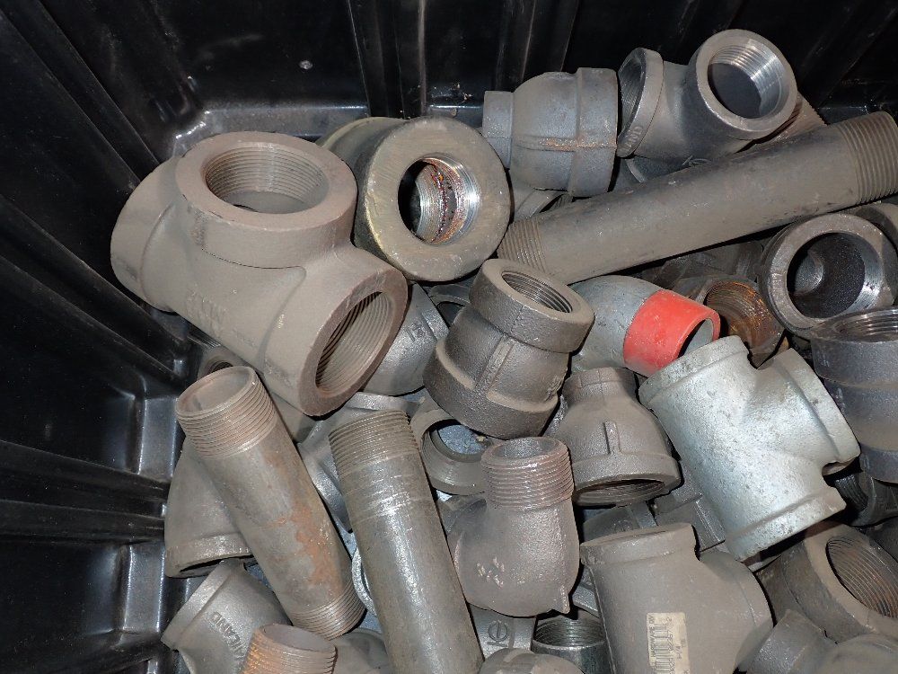  Metal Pipe Fittings