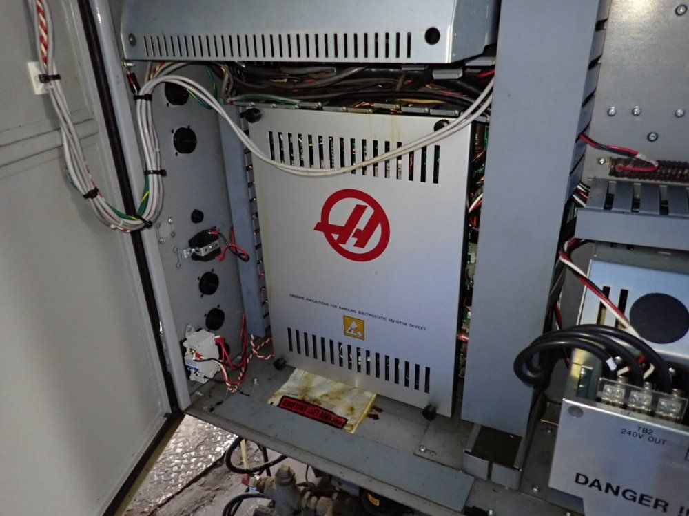 Haas  Cnc Vmc