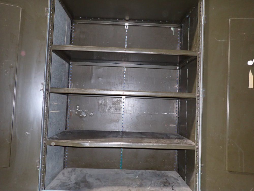  Storage Unit