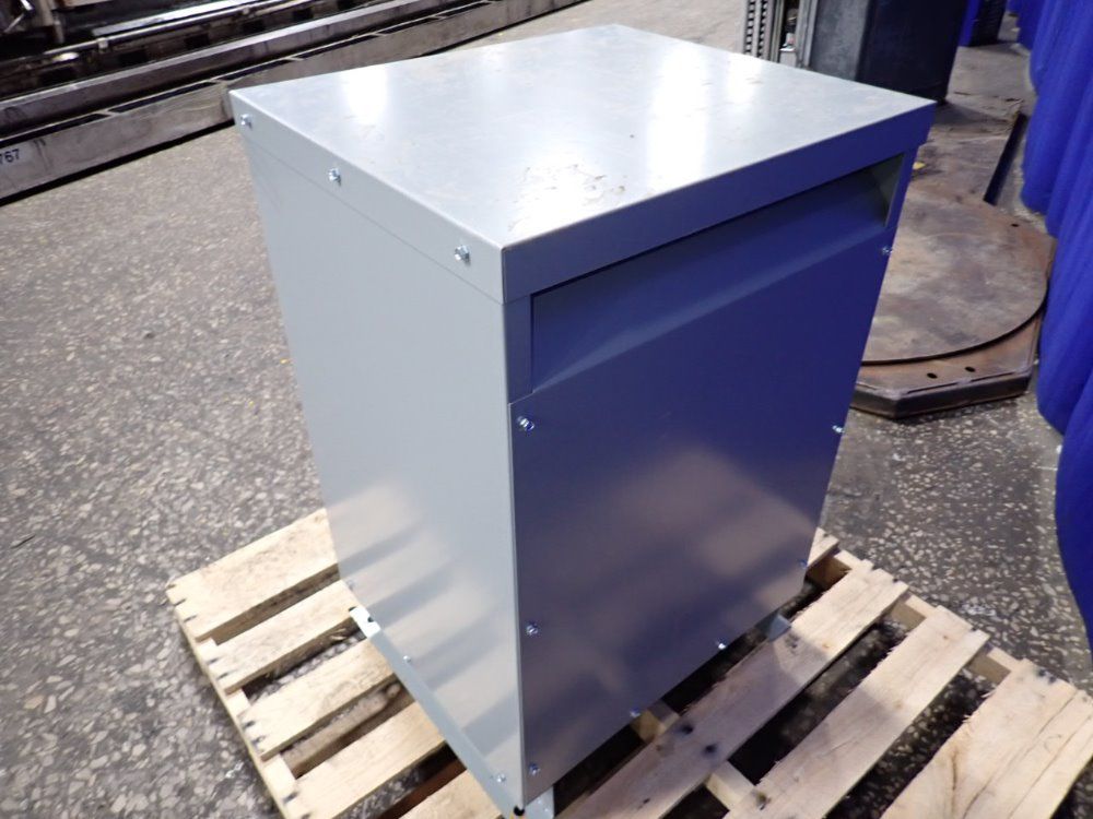 Federal Pacific 30 Kva Federal 30 Kva Pacific Transformer - T48lh2d-30