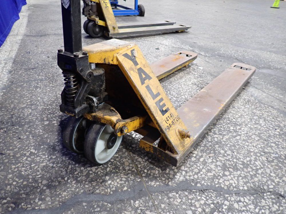 Yale Pallet Jack