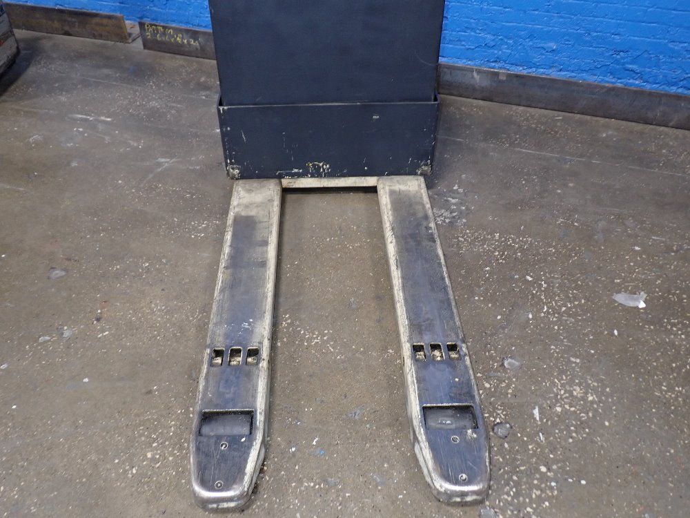 Crown Electric Pallet Jack