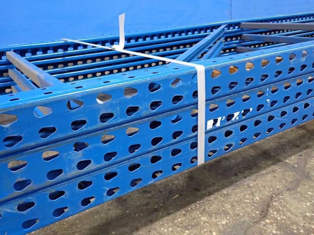 Pallet Racking Uprights