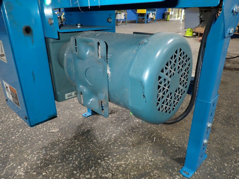 Hytrol Power Roller Conveyor