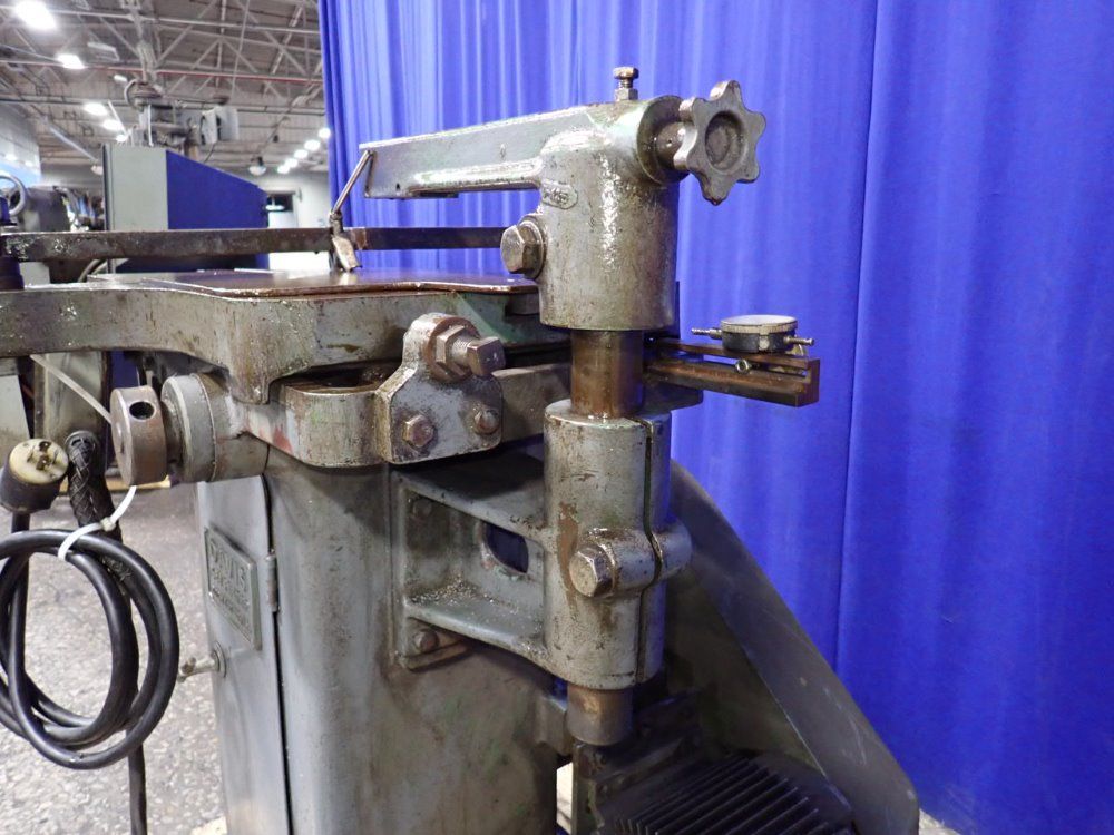 Davis 16" X 26" 4 Keyseater - 4