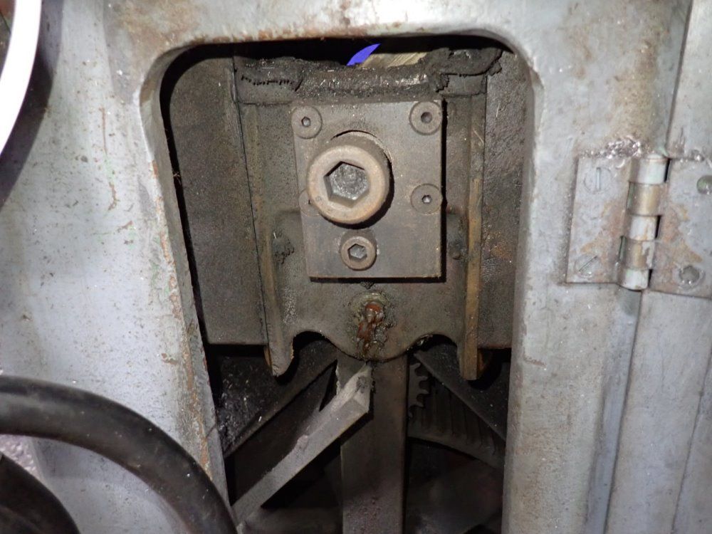 Davis 16" X 26" 4 Keyseater - 4