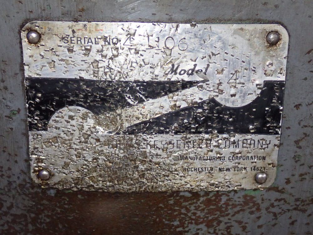 Davis 16" X 26" 4 Keyseater - 4