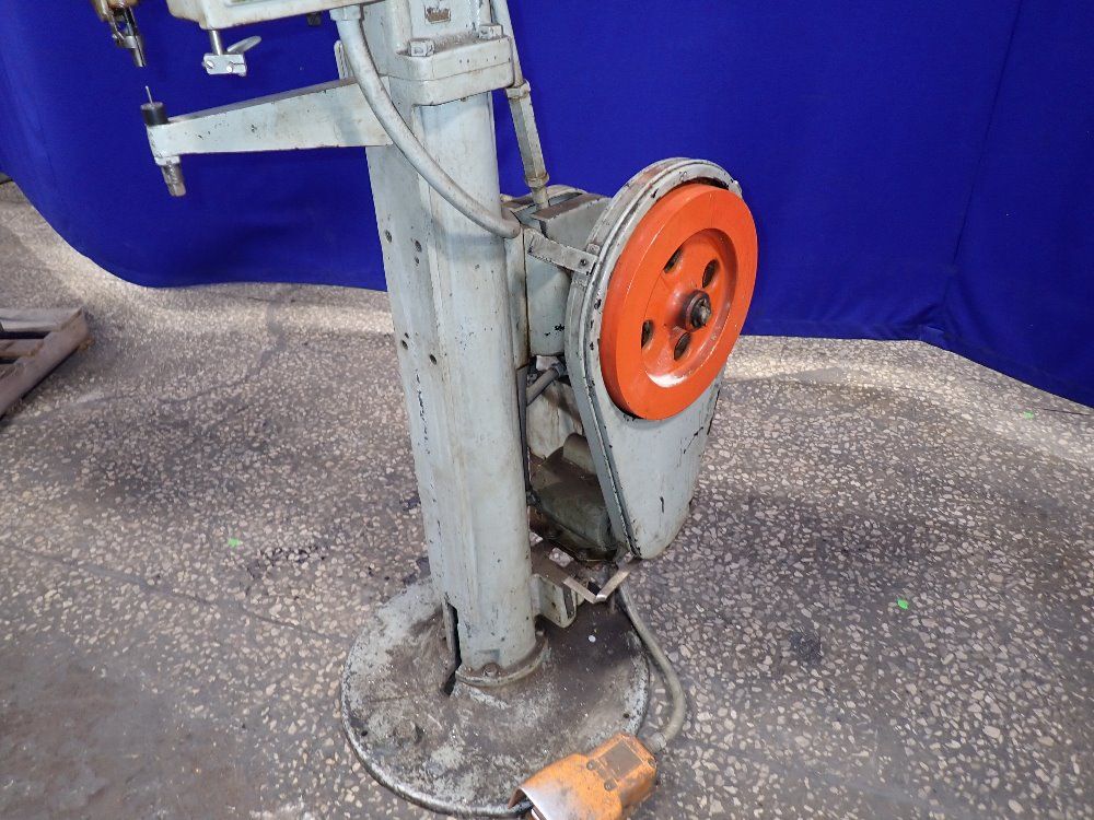 Tubular Rivet  Stud Riveter