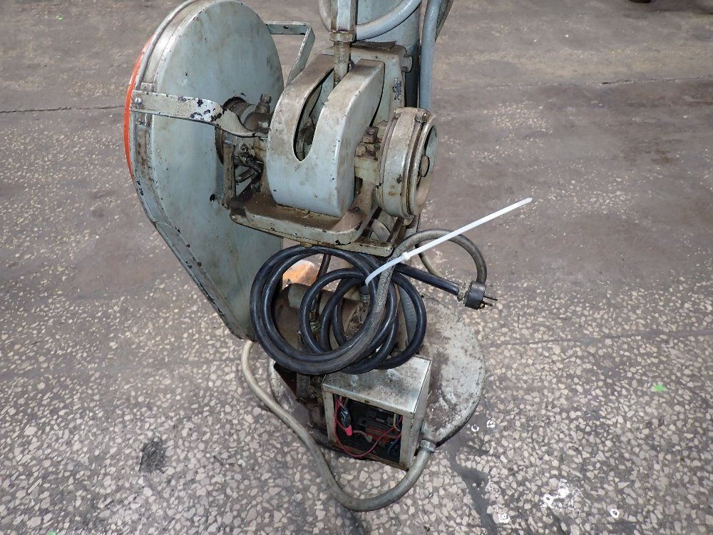 Tubular Rivet  Stud Riveter