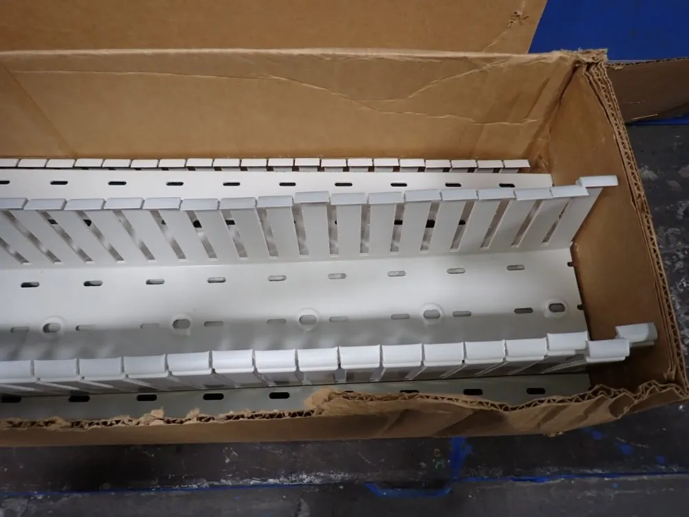 Thomas & Belts Wire Duct - Ty4x4whw6