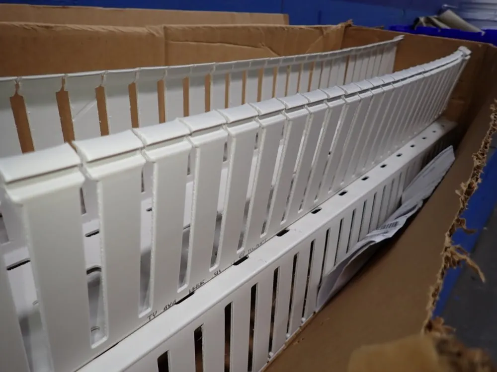 Thomas & Belts Wire Duct - Ty4x4whw6