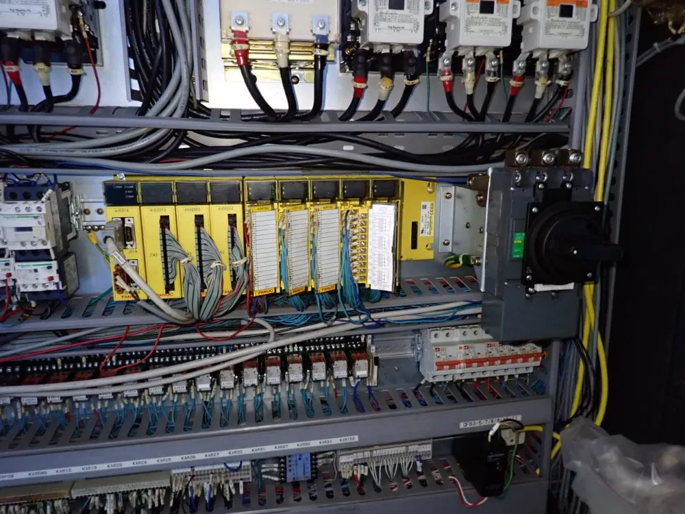 Hwacheon Machine Tool Cnc Lathe - T2-2t Ysmc