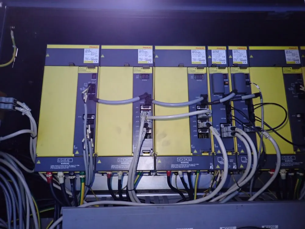 Hwacheon Machine Tool Cnc Lathe - T2-2t Ysmc