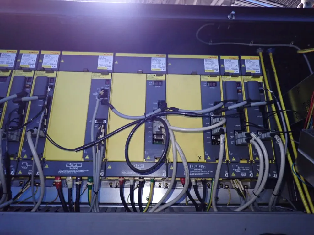 Hwacheon Machine Tool Cnc Lathe - T2-2t Ysmc