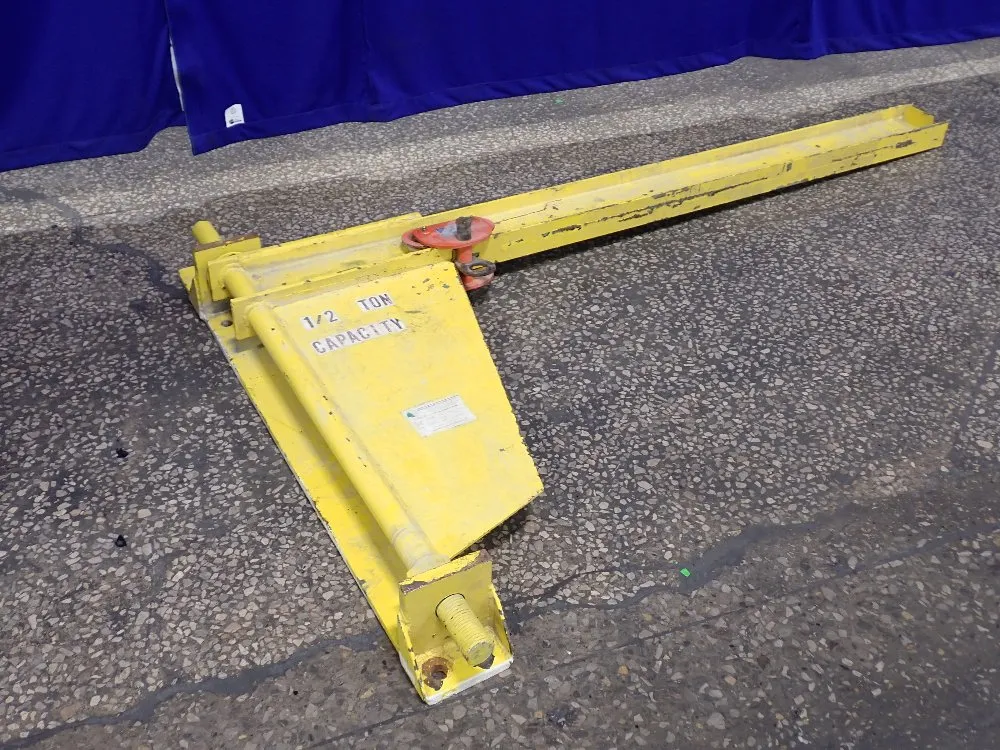 WALL MOUNT JIB CRANE