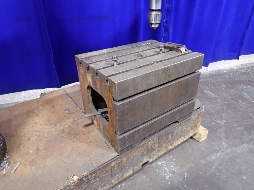 Ikeda 12" X 4'7" Radial Arm Drill