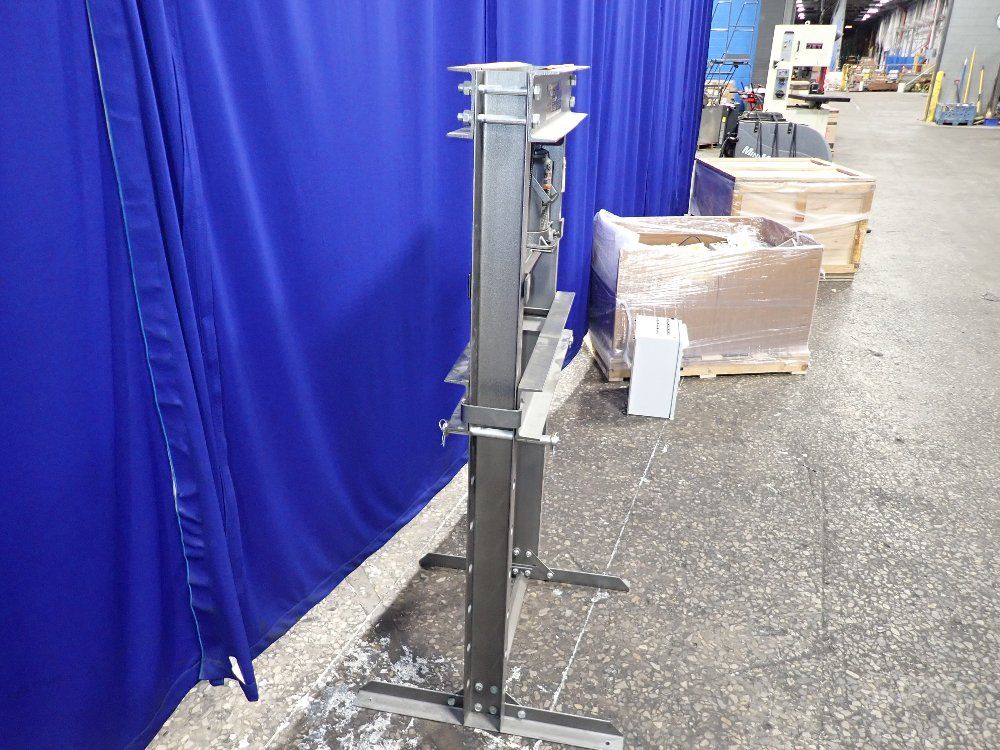 Central Machinery Shop Presshydraulic Bottle Jack