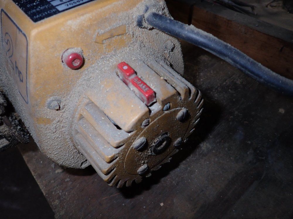 Dewalt 10" Radial Arm Saw - 7730