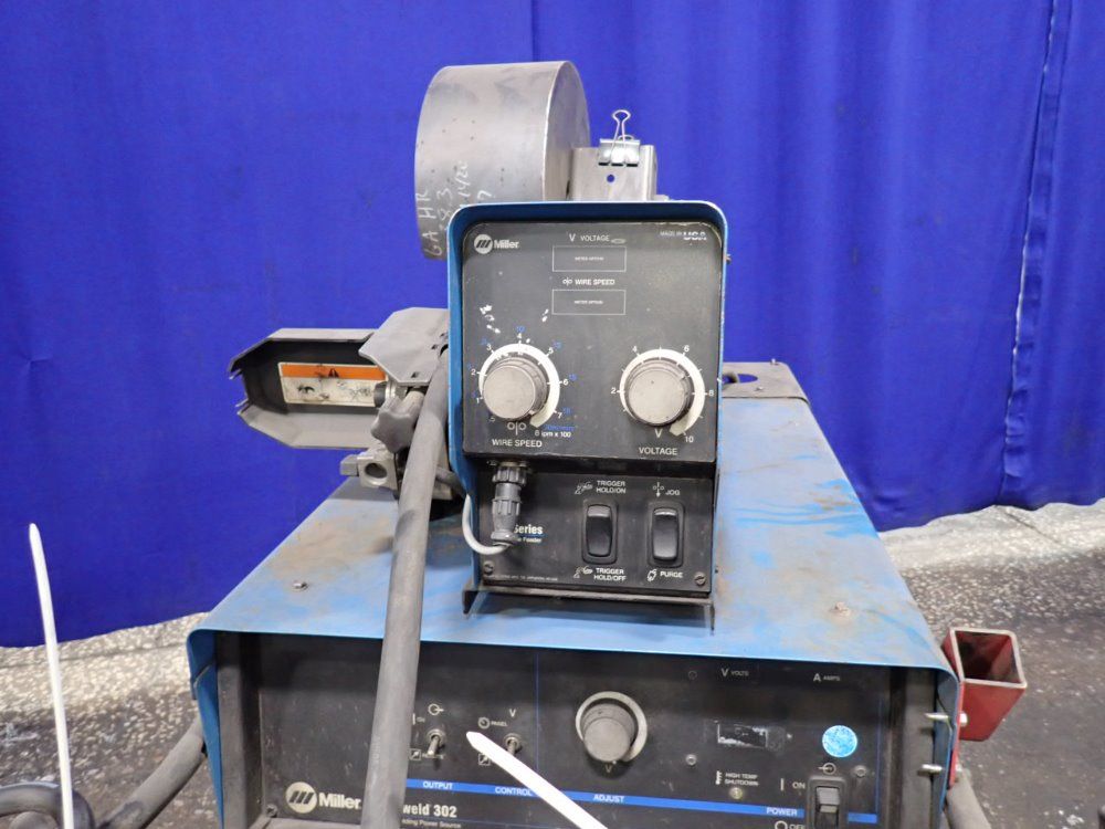 Miller Miller Deltaweld 302 Welder
