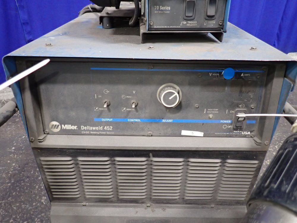 Miller Miller Deltaweld 452 Welder
