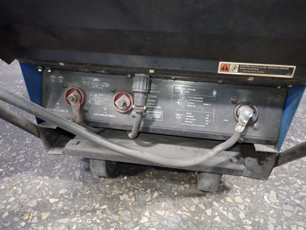 Miller Miller Deltaweld 452 Welder