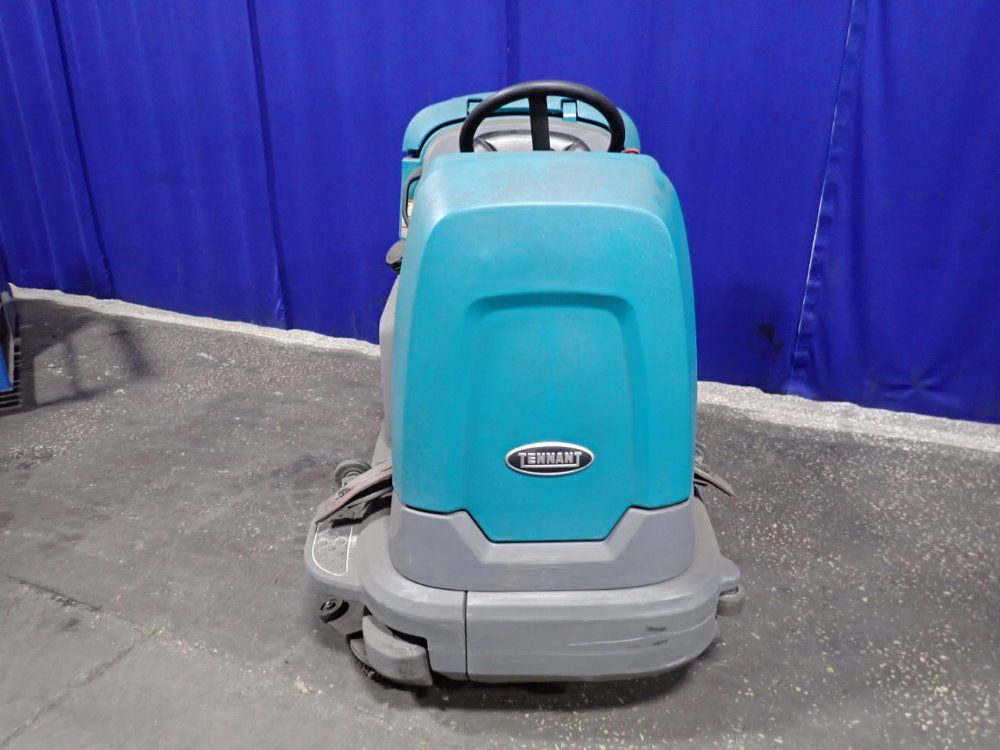 Tennant Floor Scrubber