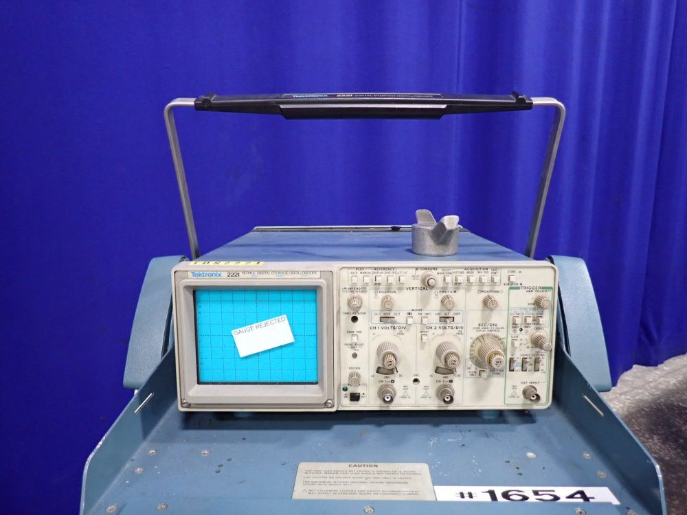 Tektronix Digital Storage Oscilloscope