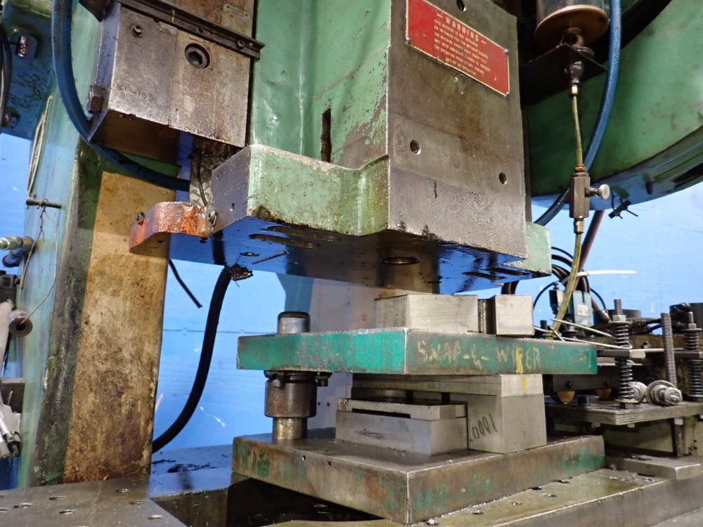 Vo Presses Obi Press