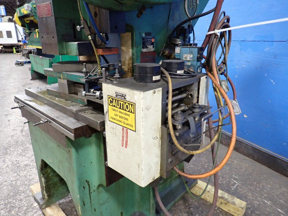 Vo Presses Obi Press
