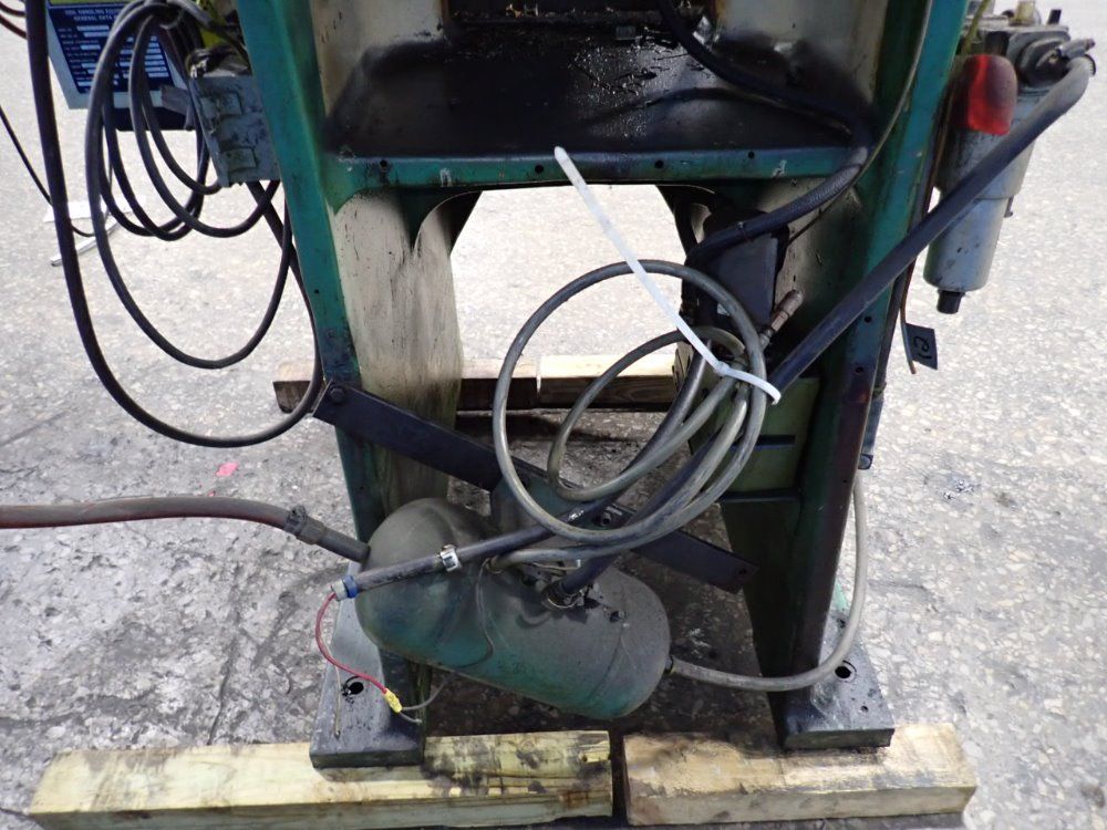 Vo Presses Obi Press
