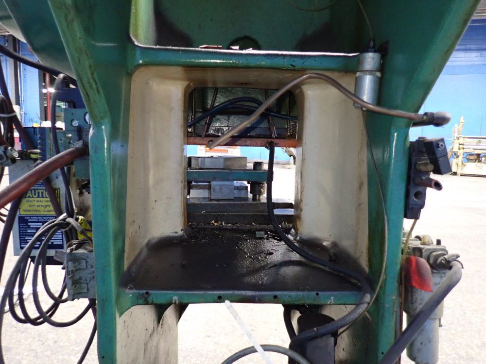 Vo Presses Obi Press